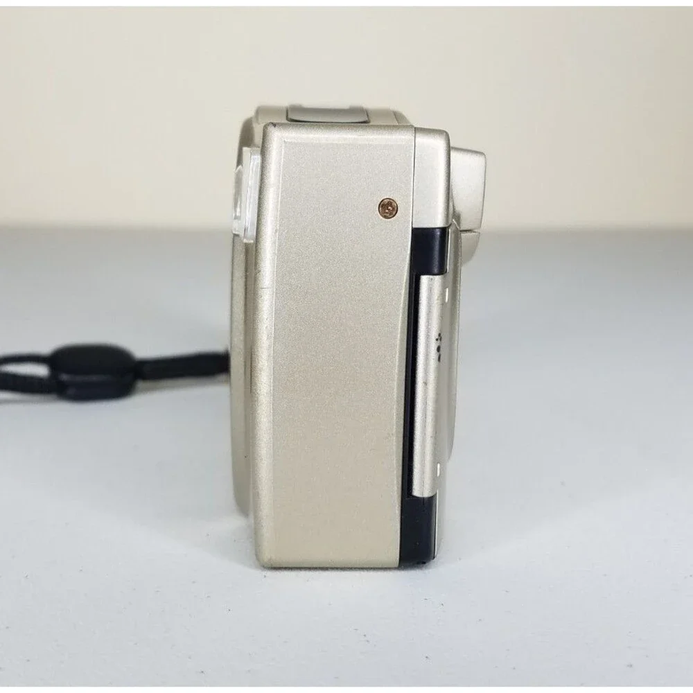 Tested Samsung Maxima 60XL 35mm Film Camera w/ Film & Case!
